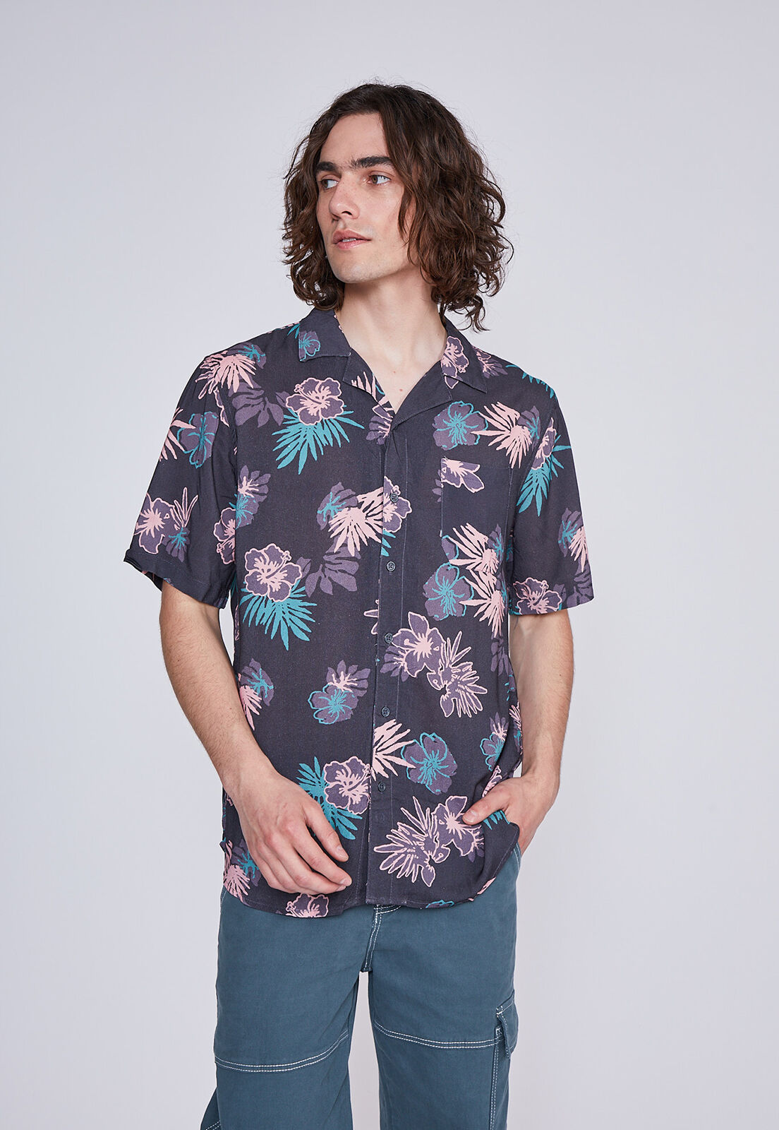 Jeans top hombre flores