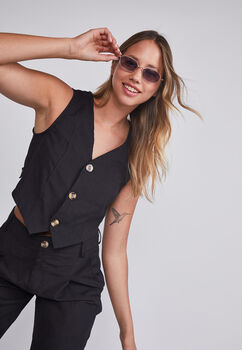Pantalon Mujer Negro Liviano Pinzas Sioux