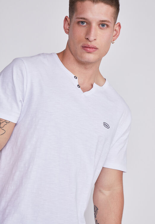 Polera Hombre Blanco Escote Botones Sioux