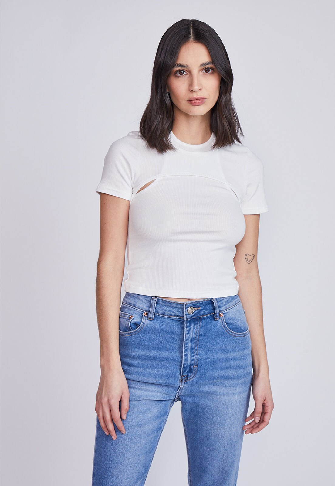 SIOUX JEANS Moda y Tendencia SIOUX JEANS Compre Polera Mujer Elasticada Blanco Sioux Por CLP 4990 SIOUX JEANS