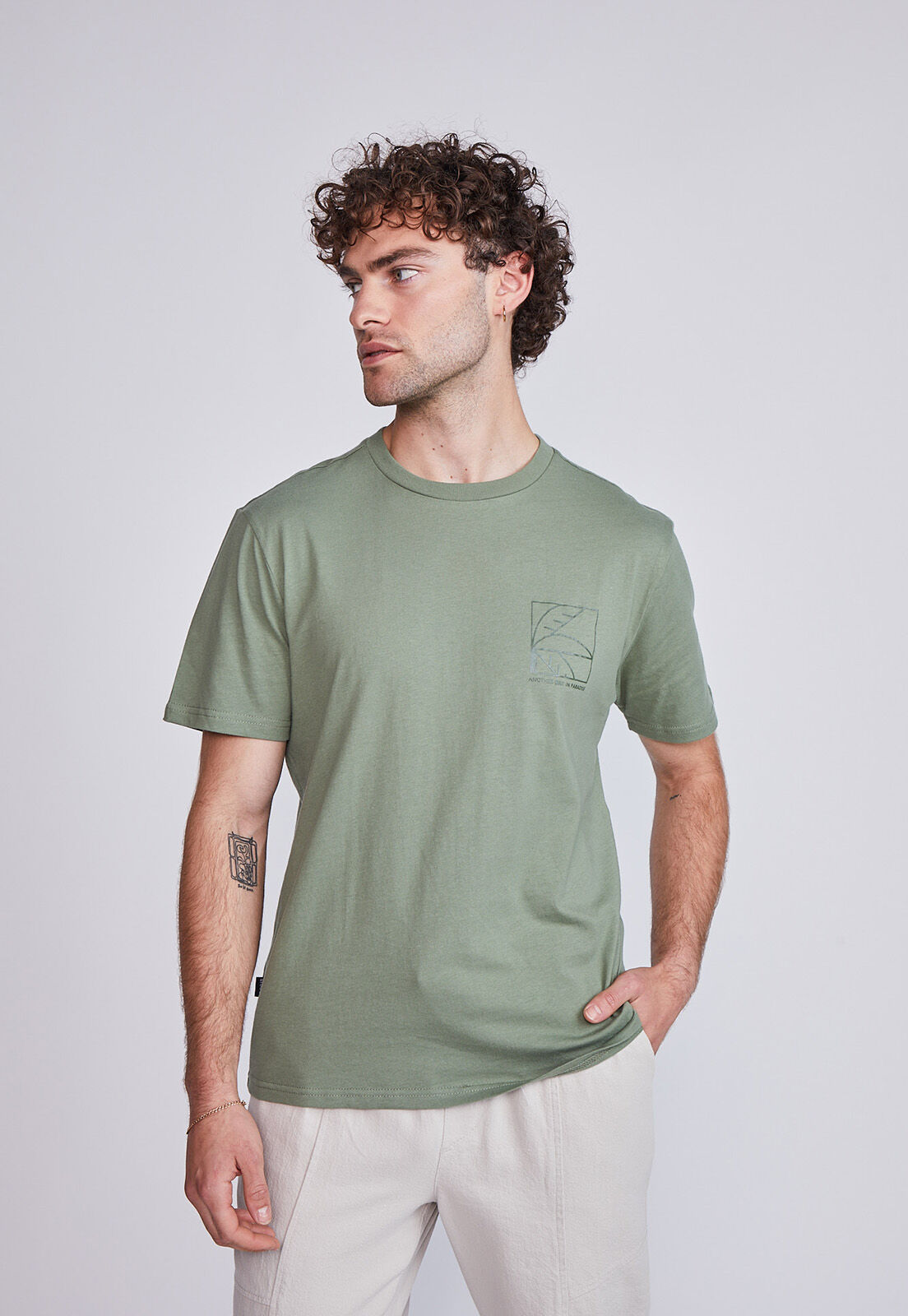 Polera verde outlet hombre