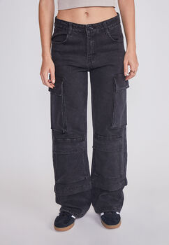 Jeans Mujer Cargo Multibolsillos Negro Sioux