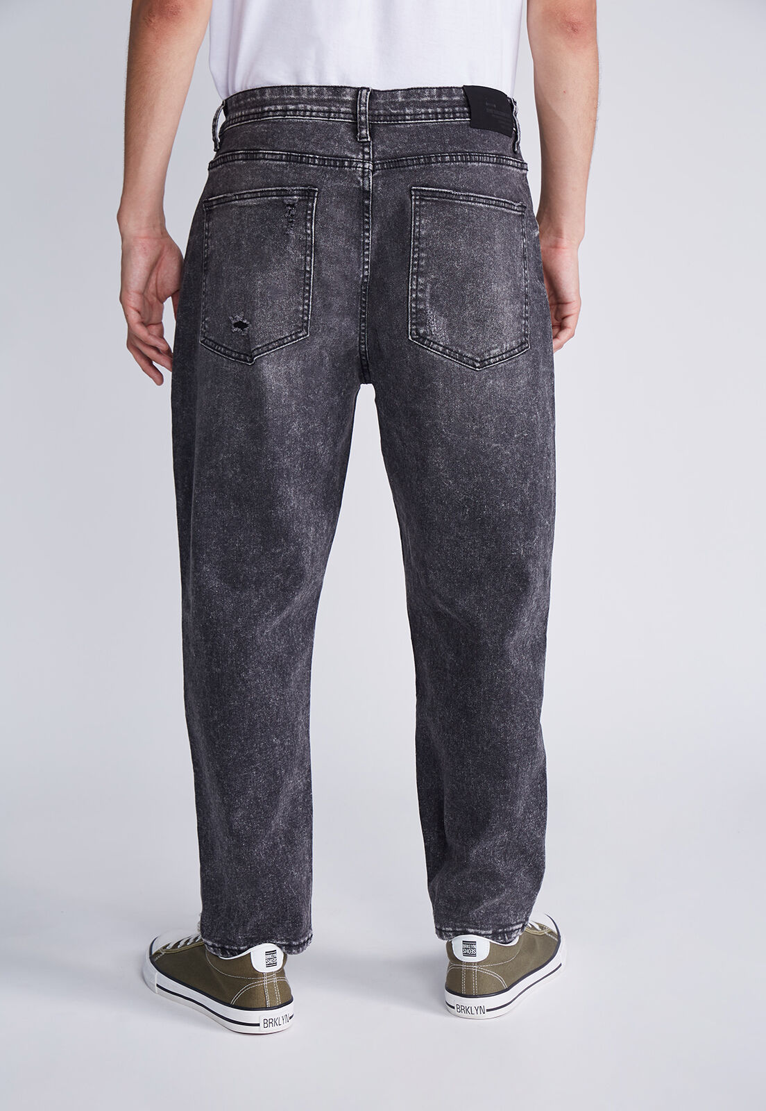 SIOUX JEANS Moda y Tendencia SIOUX JEANS Compre Jeans Slim Loose Fit Gris Sioux Por CLP 9990 SIOUX JEANS