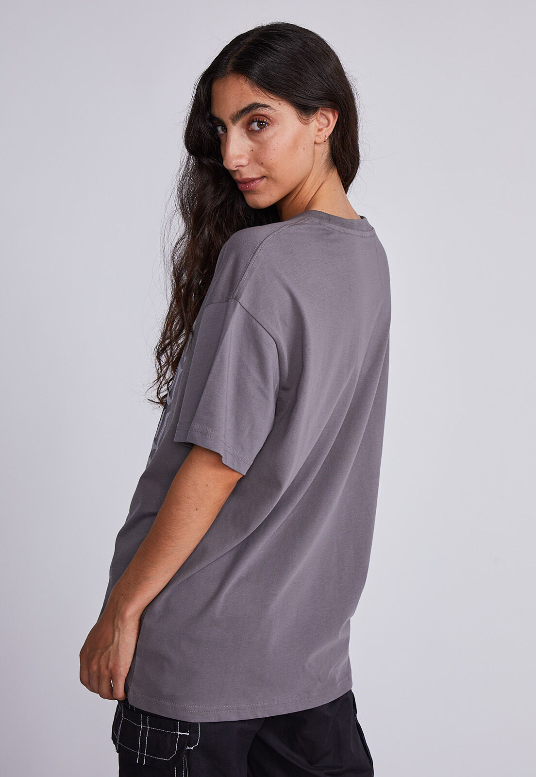 SIOUX JEANS Moda y Tendencia SIOUX JEANS Compre Polera Mujer Gris Oversize Dragon Sioux Por CLP 6990 SIOUX JEANS