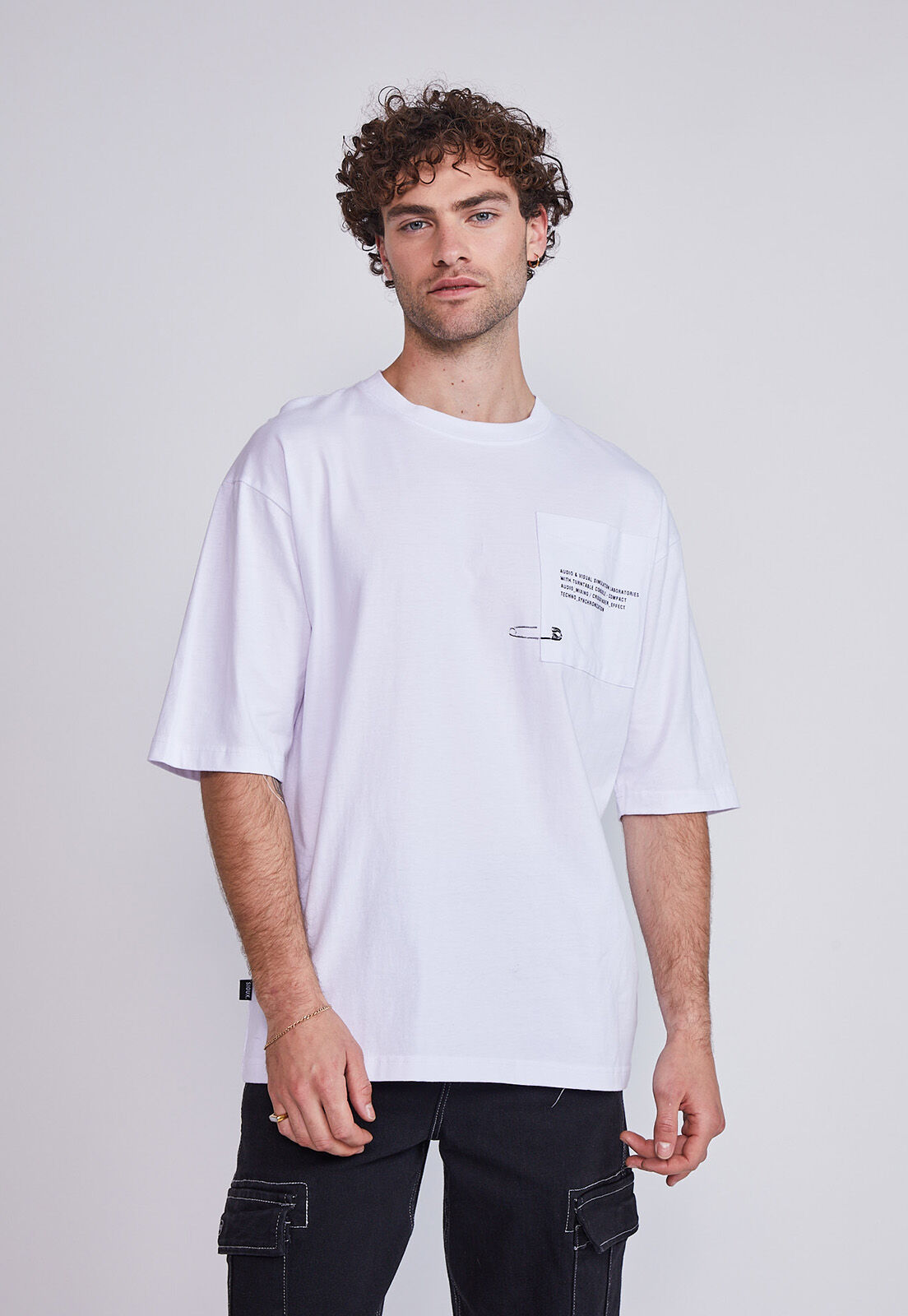 Polera sales en blanco