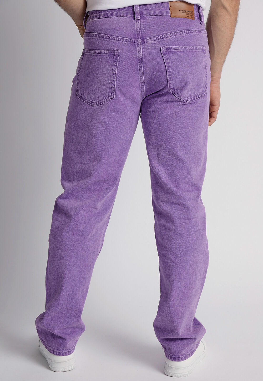 Jeans morados hombre new arrivals